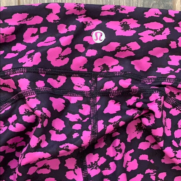 Lululemon Drop It Like It's Hot Tight - Picture 3 of 4